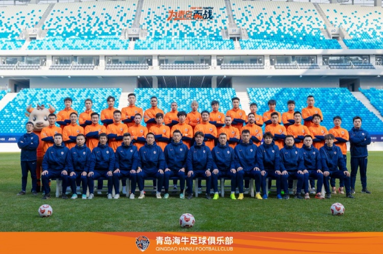  青島海牛一線隊名單：老將鄭龍、薩里奇坐鎮(zhèn)，金洋洋等新援在列