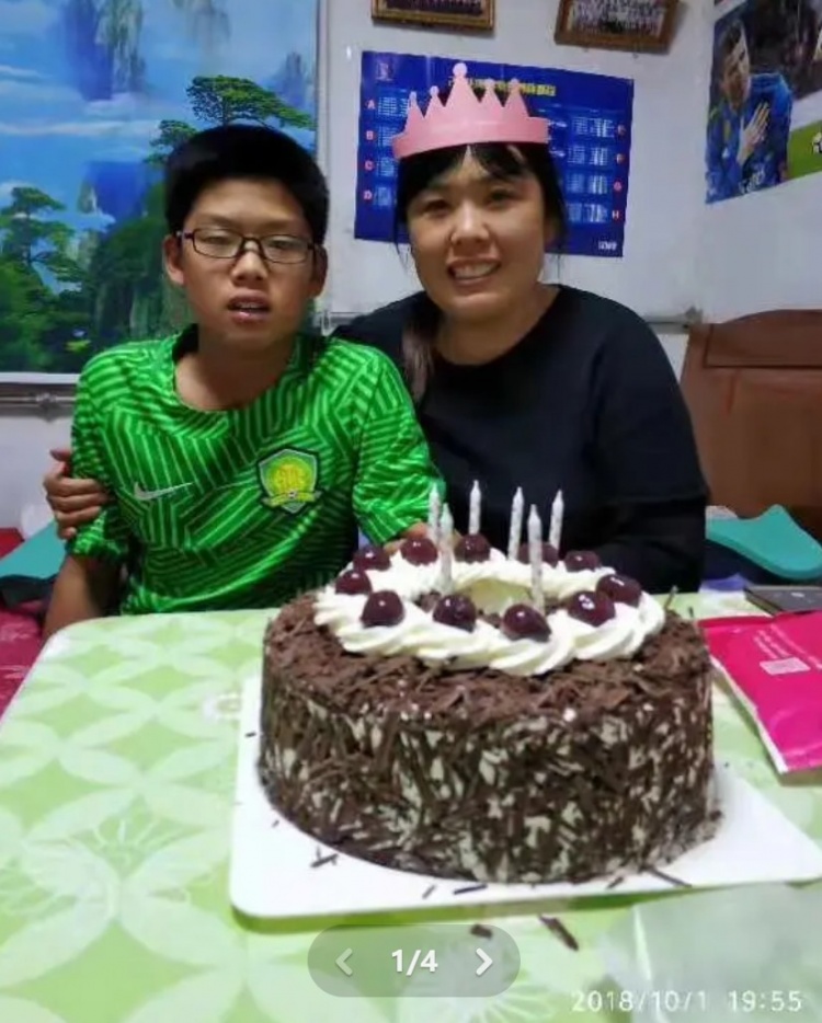  郭嘉璇母親曬照悼念兒子：璇兒生日快樂，希望天堂幸福