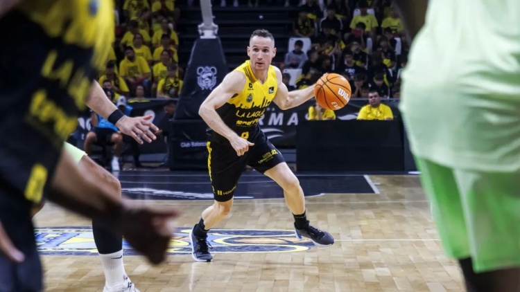  NBA初代老六，42歲進(jìn)入生涯巔峰？！