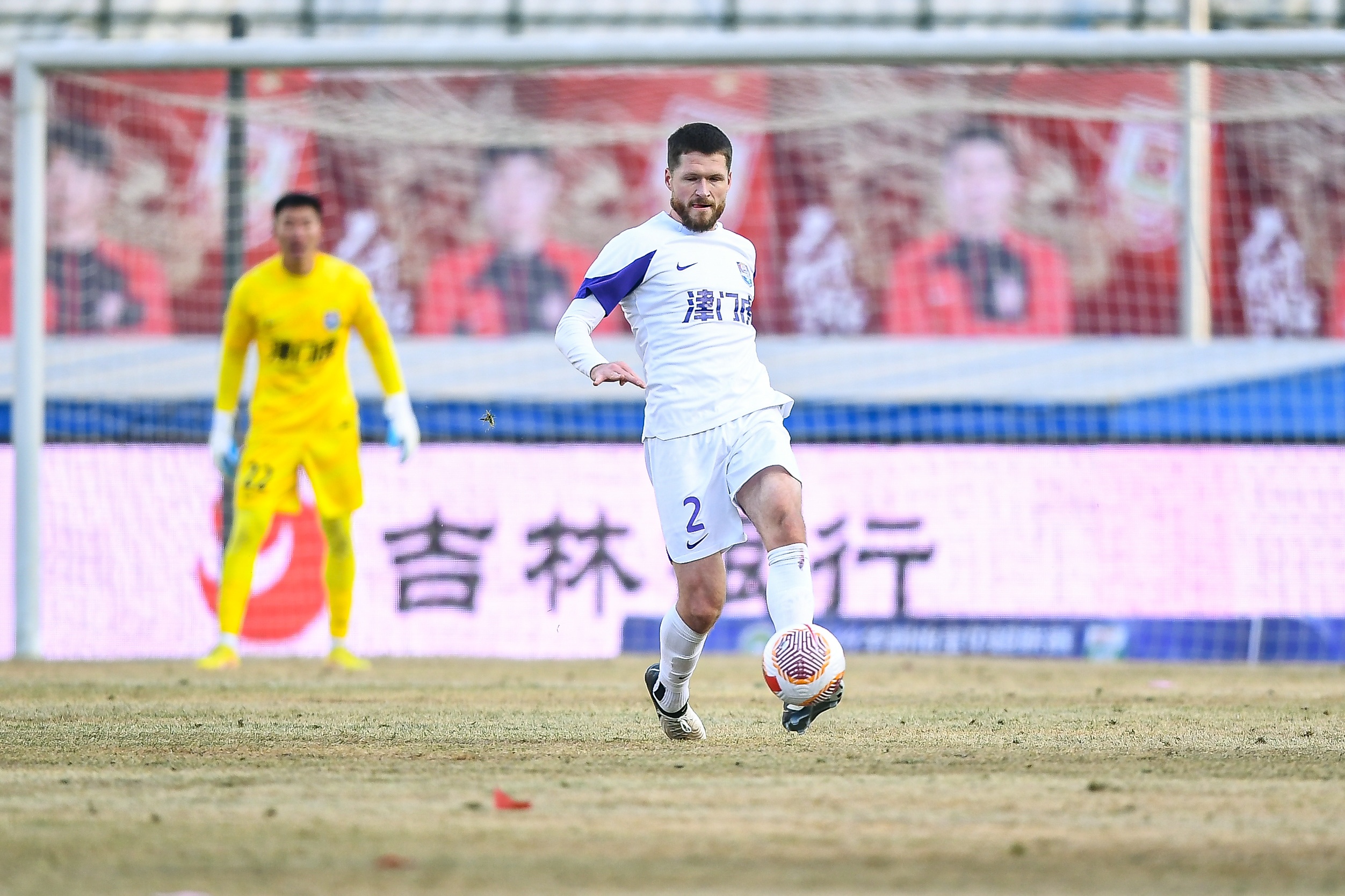  津門(mén)虎舊將亞冠對(duì)決格蘭特勝出，津媒：他離開(kāi)津門(mén)虎因存?zhèn)‰[患