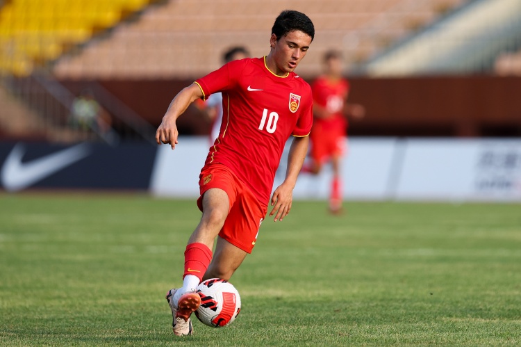  足球報(bào)：U17國足集結(jié)開訓(xùn)，將與07年齡段精英隊(duì)進(jìn)行兩場熱身賽